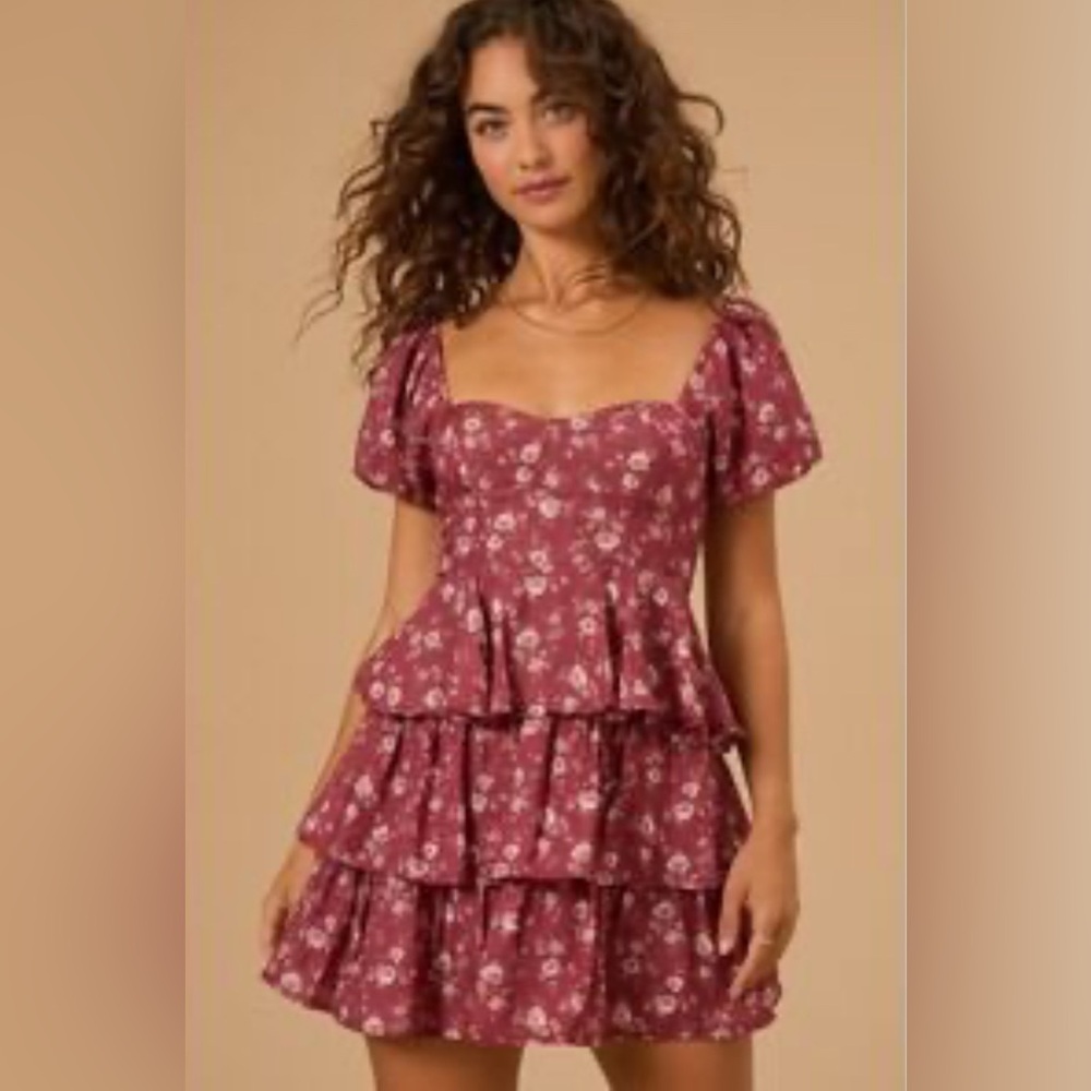 New with tags Altar’d State Brynn Floral Tiered Dress